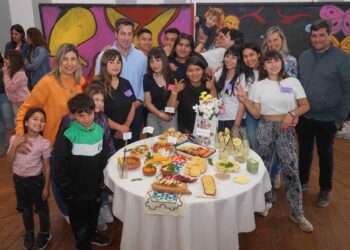Con la visita del Intendente y muchos proyectos, se desarrolló la Asamblea local de “Decisión Niñez”
