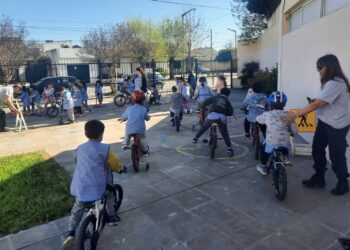 La Educación Vial llegó al Jardín 911 de la mano del Observatorio Municipal