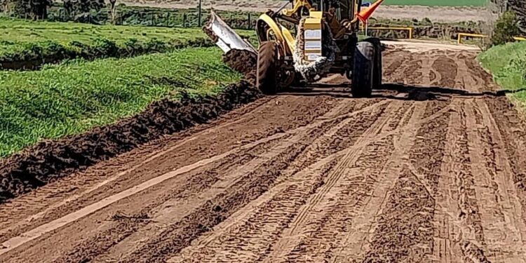 Reparadas las calles del Barrio Los Álamos, el Emsur se enfoca en un plan hacia el sur