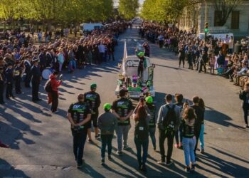 Se renueva la invitación a todas las instituciones que deseen desfilar en el Aniversario de la ciudad