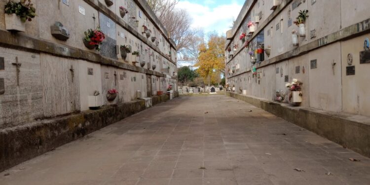 El Cementerio Municipal dio a conocer nuevos listados de sepulturas y nichos vencidos