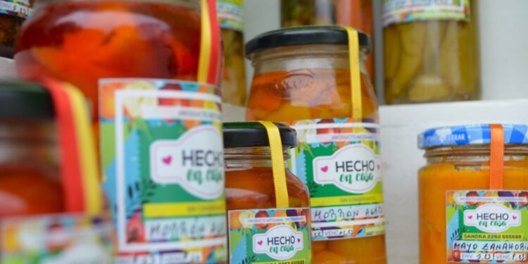 La Plaza Dardo Rocha se prepara para recibir a los productores locales