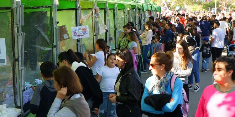 Se arman los corredores gastronómico y de emprendedores para la Fiesta del Folclore