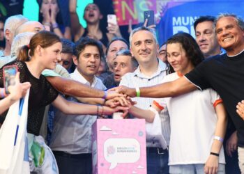 Rojas compartió con Kicillof la apertura de las finales de Juegos Bonaerenses