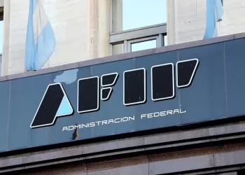 El Gobierno oficializó la disolución de la AFIP y la creación de la ARCA