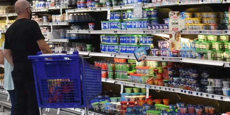Cuánto dinero necesita una familia para no ser pobre en Argentina