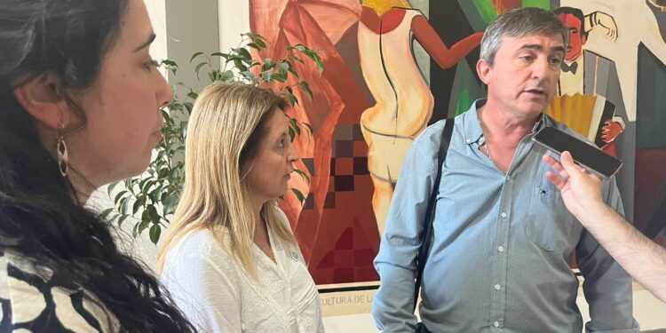 Convenio entre el Municipio y el CIAFBA para mejorar el arbolado urbano y la forestación en Necochea