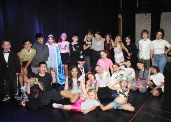 Los talleres infantiles de Teatro y Canto tuvieron su fiesta de fin de año