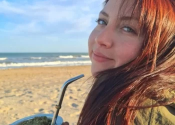 Se complican los trabajos en el derrumbe de Villa Gesell por fuertes tormentas. Buscan a la joven fernandense