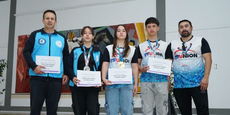 Taekwondistas necochenses consiguieron 10 medallas en el Torneo Panamericano