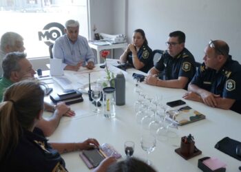 Coordinan esfuerzos para asegurar el ordenamiento vehicular en el recital de La Renga