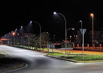 Manos a la obra con las luminarias: “Va a llevar entre 4 y 6 meses poder regularizar todo lo que está quemado”