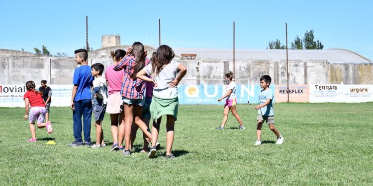 El 2 de enero de 2025 comienzan a funcionar las Escuelas de Verano
