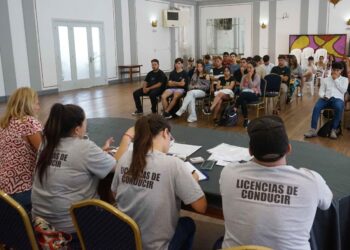 Prosiguen con importante convocatoria las capacitaciones para conductores principiantes