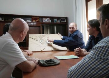 Ceres Tolvas presentó al intendente su ambicioso proyecto de ampliación para la sucursal local