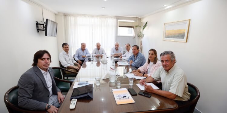 “Crítica situación”: la mesa de Enlace del campo reclama un encuentro urgente con Caputo