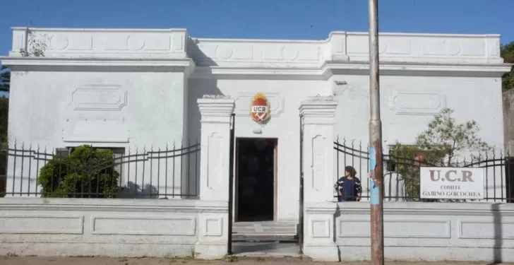 El Comité “Gabino Goicoechea” se expresó:  “Con la designación de Jueces por Decreto el Gobierno intenta hacer Jaque Mate a la República”