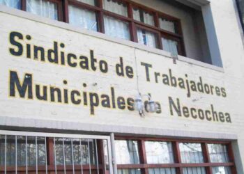 Gastón Díaz: “Deberíamos sentarnos para tratar de acordar un incremento salarial para los trabajadores municipales”