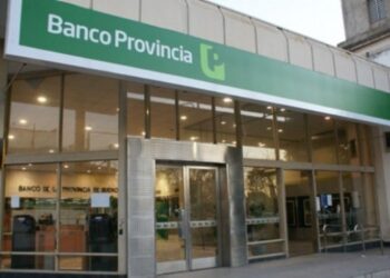 Los bancos cambian su horario: qué día vuelve la atención de 10 a 15 horas