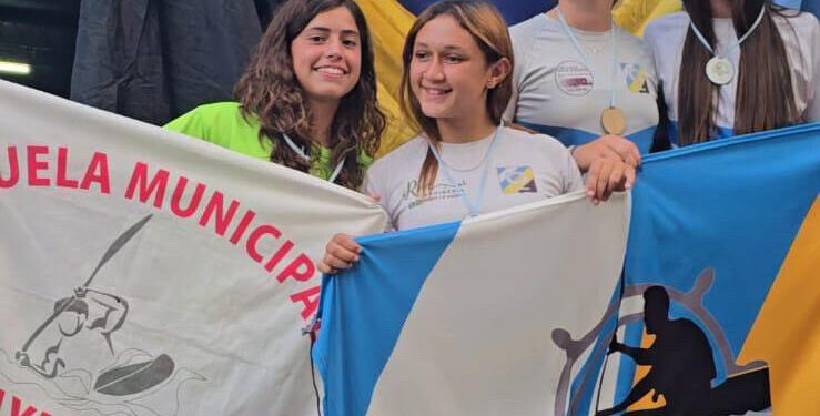 Destacada actuación de palistas necochenses en la primera regata de maratón 2025 en Jáuregui