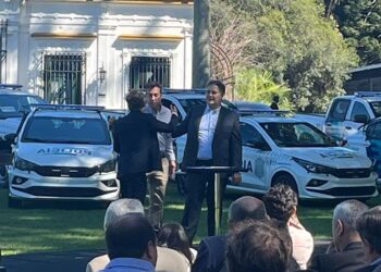 El Intendente Arturo Rojas firmó junto al Gobernador Kicillof el nuevo Fondo de Seguridad bonaerense
