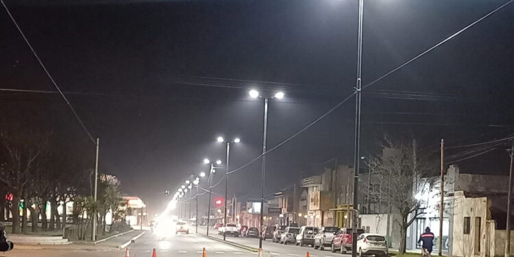 Se abrieron los sobres de la licitación para la compra de nuevas luminarias