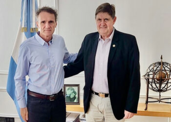 Reunión del Ministro Gabriel Katopodis y el intendente de San Cayetano para evaluar obras de infraestructura