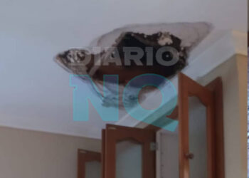 Hicieron un boquete y robaron. Otra vez la misma banda?