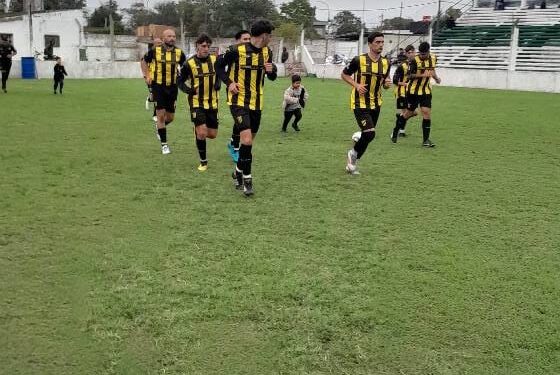 Futbool local: Se completó la segunda. Gran victoria de Gimnasia ante Rivadavia
