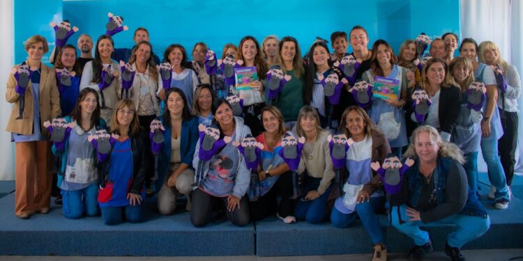 Murguita llegó a Puerto Quequén, en el marco del proyecto “El Puerto va a la Escuela”