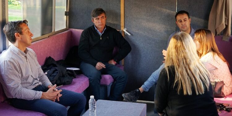 Otra jornada exitosa de la Oficina Móvil con importante afluencia vecinal