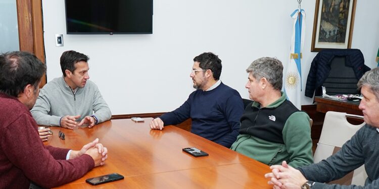 El Intendente se reunió con la Cámara Comercial para seguir mejorando el proceso de habilitaciones