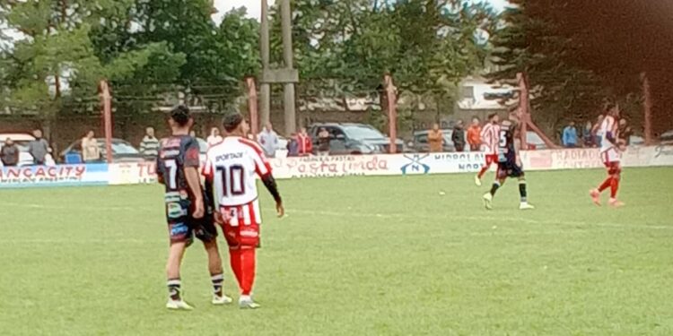 Torneo de la Liga: Independiente(SC) y Newbery ganaron y son punteros cada uno en su zona.