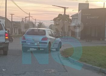Violento choque en Avenida 59 y 76 deja un herido