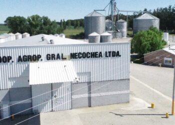 La Cooperativa Agropecuaria General Necochea Ltda. celebró la inauguración oficial de su nueva planta de acopio de cereales en Lobería.