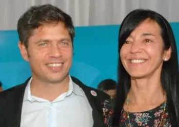Andrea Cáceres: “Acompañar a quien hoy está poniendo la cara, el cuerpo y la cabeza para sostener la Provincia de Buenos Aires”
