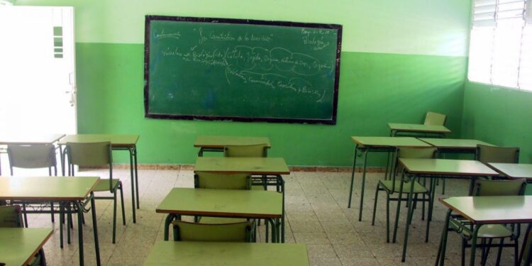 Clases suspendidas en Necochea por intensos vientos