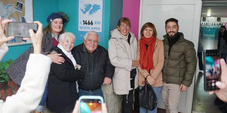 Emotivo acto en homenaje a Malvinas en el Jardín Municipal Lassalle