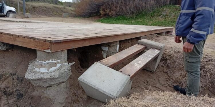 Vandalismo en Quequén: se analizan cámaras de seguridad para identificar a los autores. Y la policía?