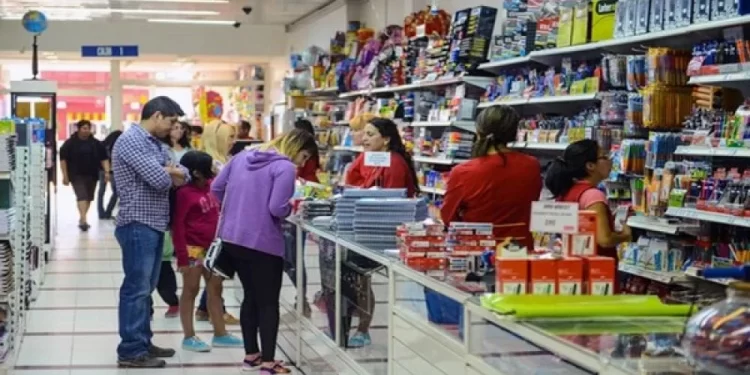 Sueldo empleados de comercio: cuánto cobran tras el aumento en julio 2025