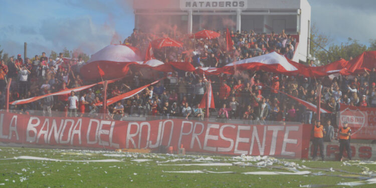 El Torneo “Alejandro Barberón” se pondrá al día con un clásico entre Villa del Parque y Mataderos