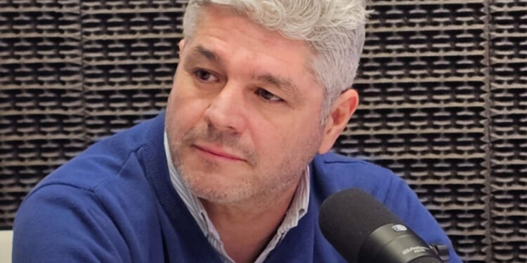 Mauro Velázquez: “La ciudad ha quedado trabada en décadas anteriores, hay que tomar decisiones sobre los grandes temas”