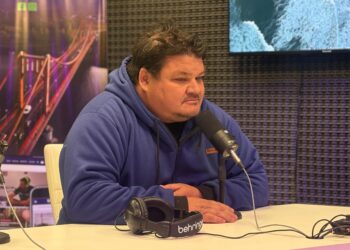 Pedro Barrientos y el Fútbol Femenino en Necochea: Entre el Desafío de la Logística y la Pasión por el Juego