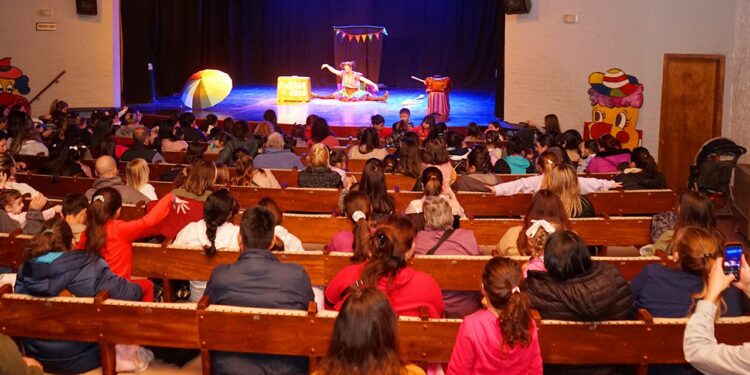 Más de 5 mil personas pasaron por el Teatro Municipal en vacaciones de invierno