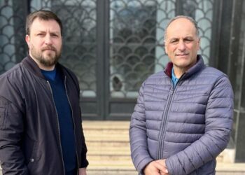 Nunca mas la planta política por encima de los empleados municipales de carrera