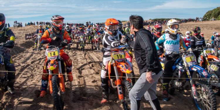Arena Series llega a Costa Bonita: motos y cuatriciclos animan el fin de semana
