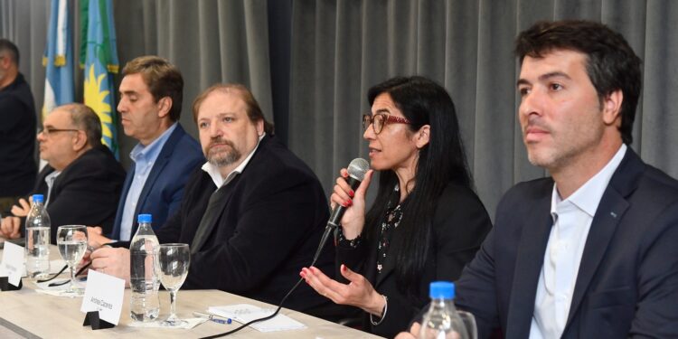 Andrea Cáceres abrió Encuentro Regional por los Derechos del Niño en Luján