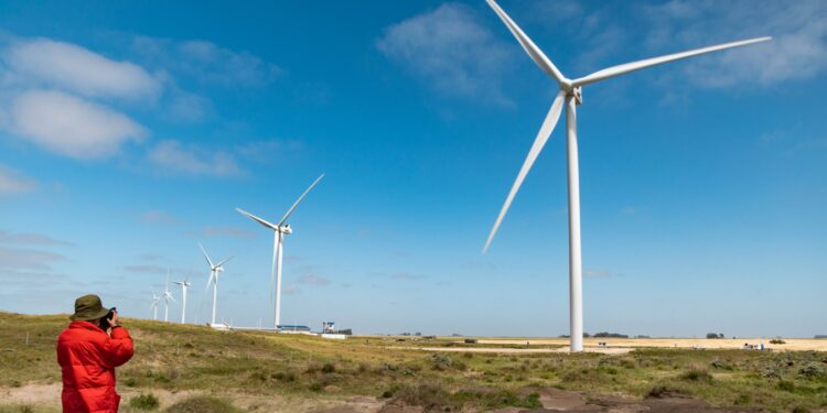 ¿Dónde está la primavera? Necochea bajo alerta por fuertes vientos
