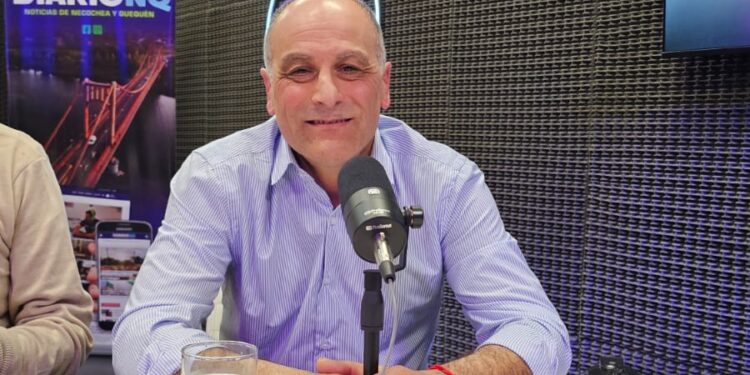 Del Casino a la obra pública, de los jubilados a los empleados municipales: Matías Sierra y Juan Cerezuela se enfrentaron en un debate crucial 