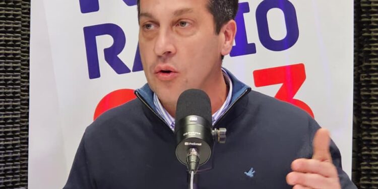 Arturo Rojas: “No da lo mismo votar una lista que otra; el freno de la oposición no es a la gestión, sino a los vecinos”